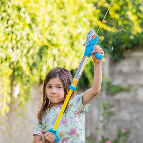 Pistola Lanza Agua con Figura de Tiburón