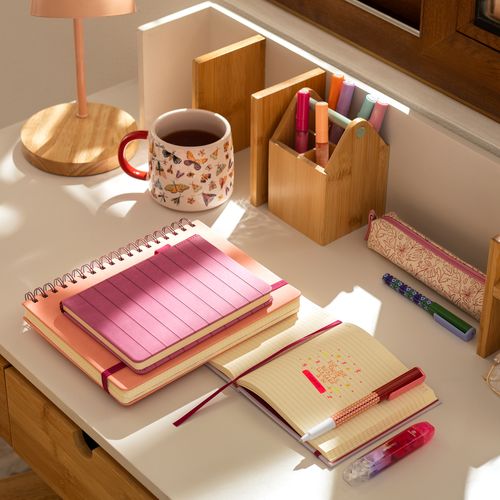 Libreta Tela Cuadrada 120 Hojas con Líneas 15x2x15 cm