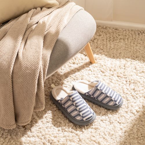 Pantufla Acolchada con Diseño