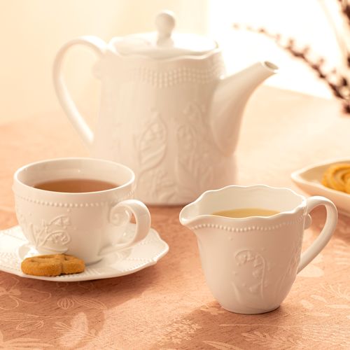 Taza de Té de Porcelana Diseño Romántico