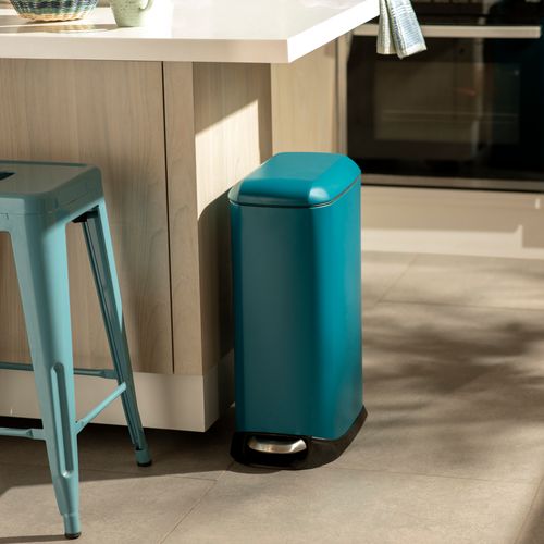 Basurero Angosto 20 L 50 X 70 CM