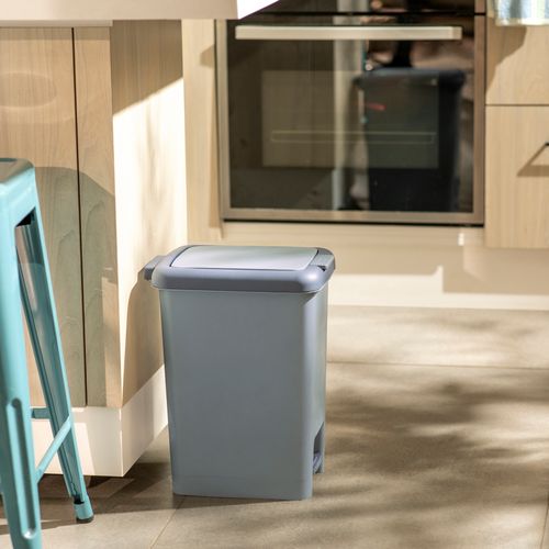 Basurero de Plástico con Pedal 15 L 31x22x38,5 cm
