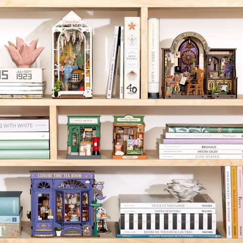 Modelo Armable a Escala Invernadero Tipo Separador de Libros 20,3x11x24 cm