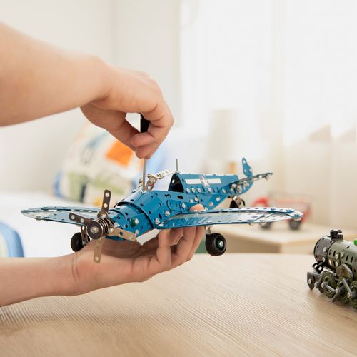 Modelo Armable a Escala Metalico Avión Naval 38x39x8 cm