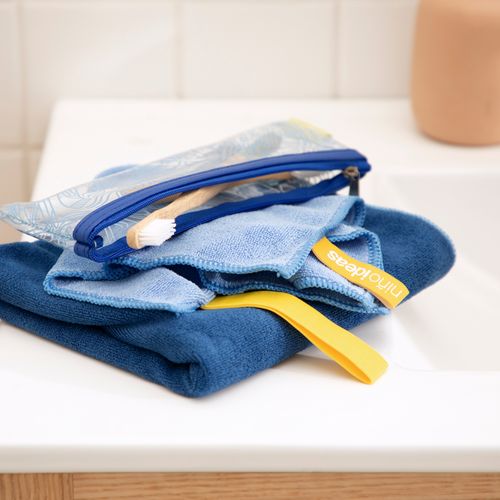 Set 2 Toallas Microfibra Escolar 30x30 y 40x70 cm