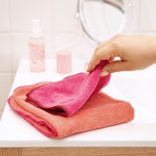 Set 2 Toallas Microfibra Escolar 30x30 y 40x70 cm