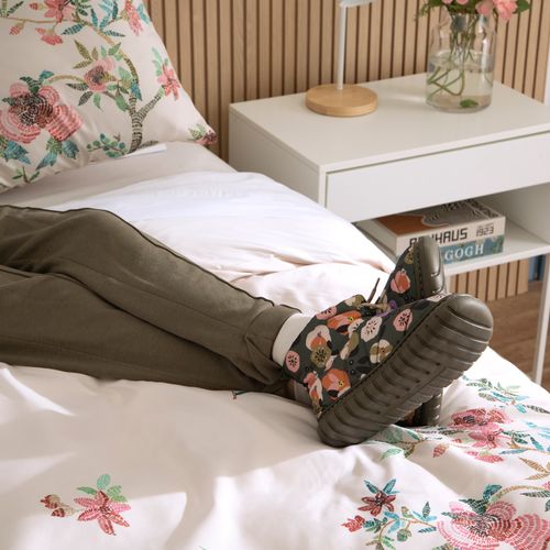 Pantufla Bota con Estampado